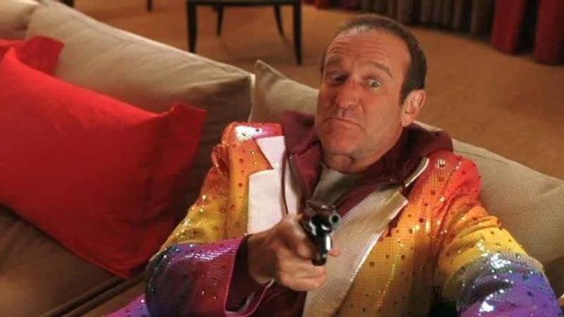 8 Veces en las que Robin Williams interpretó a “Personajes Oscuros”