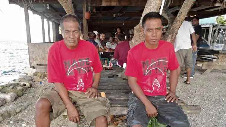 La historia de los pescadores que naufragaron, en la misma isla que naufragó su tío que daban por muerto