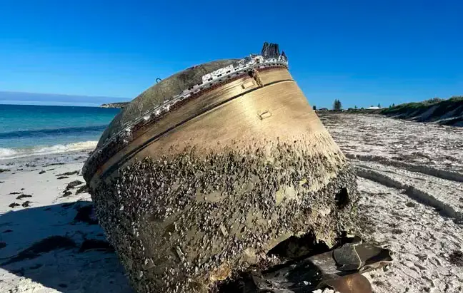 7 Curiosidades sobre el OBJETO MISTERIOSO hallado en una playa de Australia