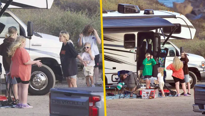 ¿Por qué la actriz Tori Spelling, está viviendo en una caravana con sus 5 hijos?