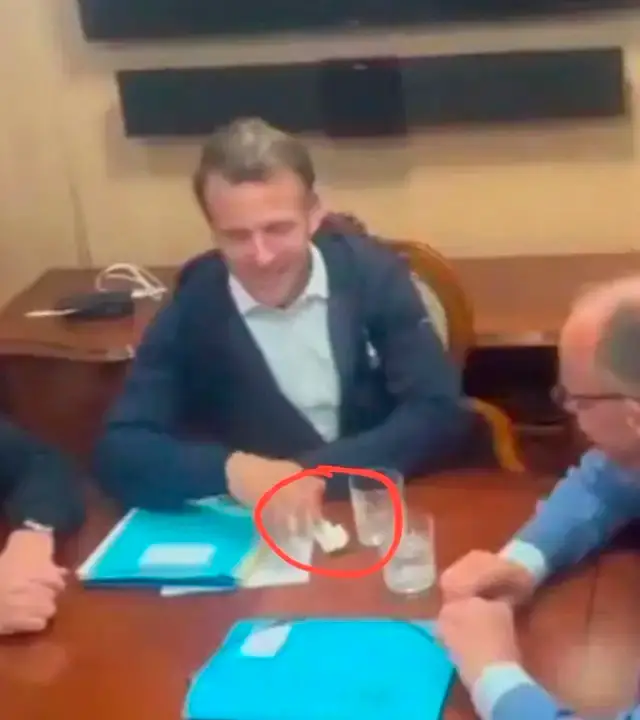 6 Datos de la Polémica de ‘Macron y la bolsita’ y la explicación oficial del video