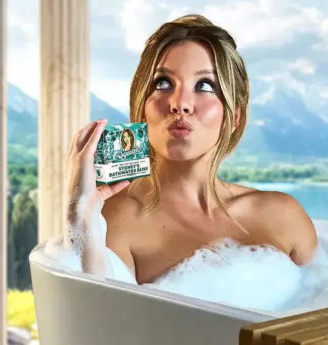 6 Datos del ‘Polémica del Jabón’ hecho con agua de baño USADA de Sydney Sweeney