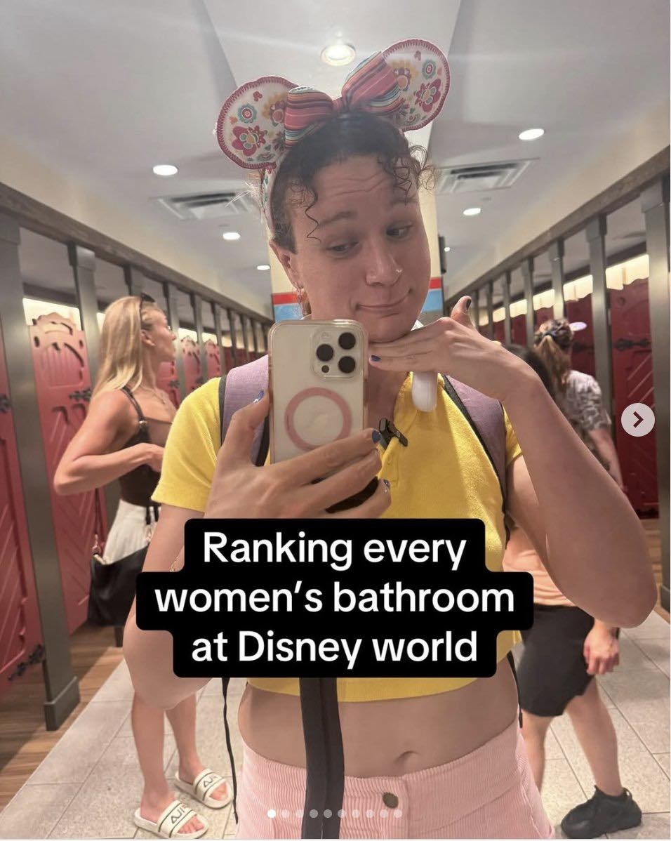 La ‘TikToker Trans’ Lilly Tino está siendo oficialmente investigada por tomar fotos en baños de Disney