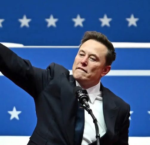 2. Todo porque Elon quería que fuera 'menos woke'