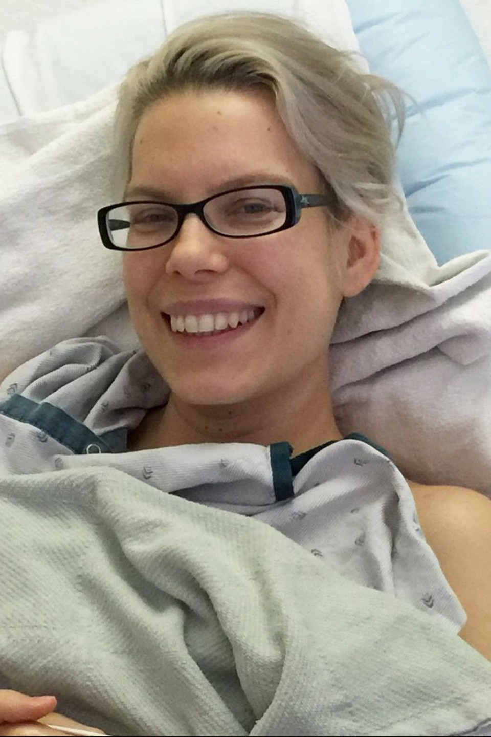 1. Un médico ignoró un tumor en sus mamas
