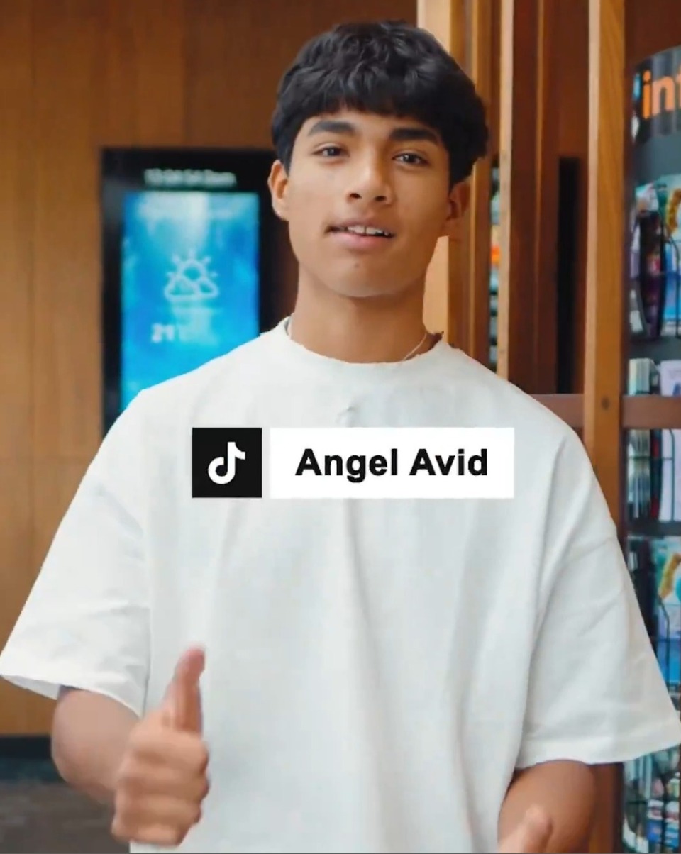 3. Angel Avid propuso "haceme debutar"