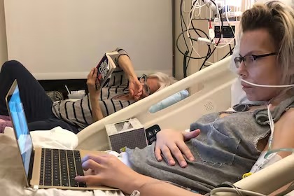 3. Trató de tener una "vida normal"