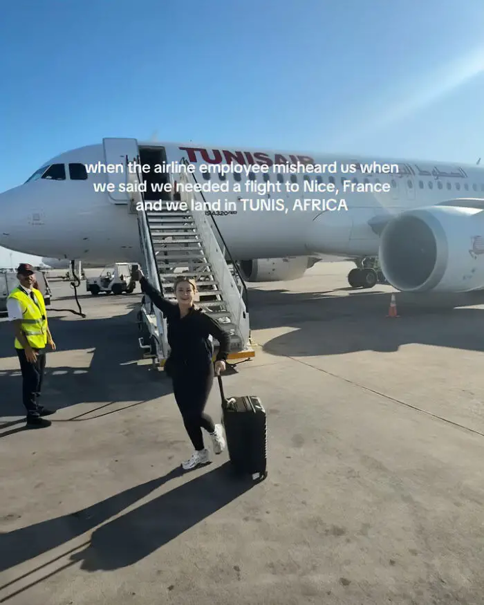 3. Se dieron cuenta cuando vieron la aerolínea "TunisAir"