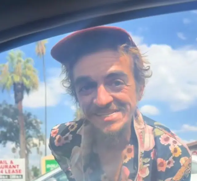 6. Tylor grabó un mensaje de agradecimiento