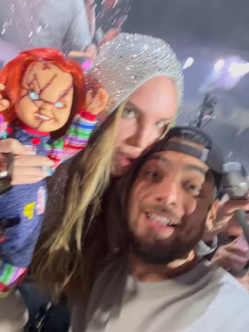 1. Belinda detuvo su concierto porque era "guapo"