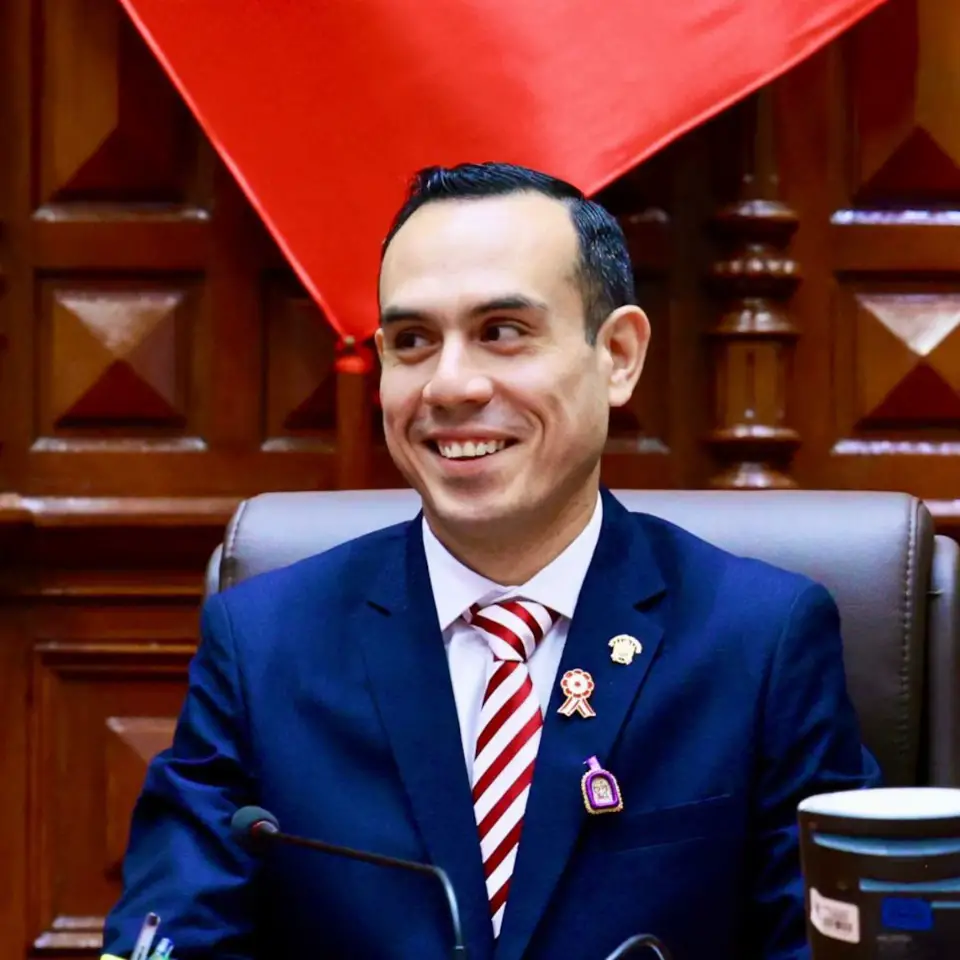3. Lo apodaron "el presidente paj3ro"