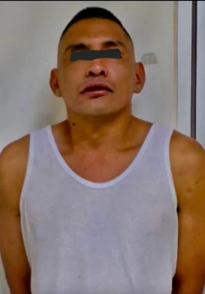 1. Mide 1.60 metros y estaba alcoholizado