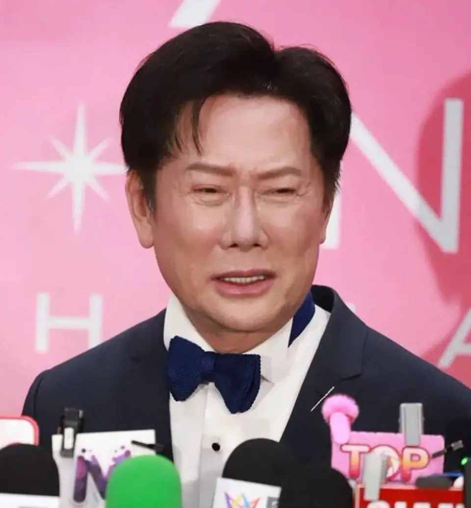 2. Nawat dice que Fátima dañó su reputación