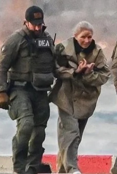 5. Cilia dijo que se fracturó una costilla